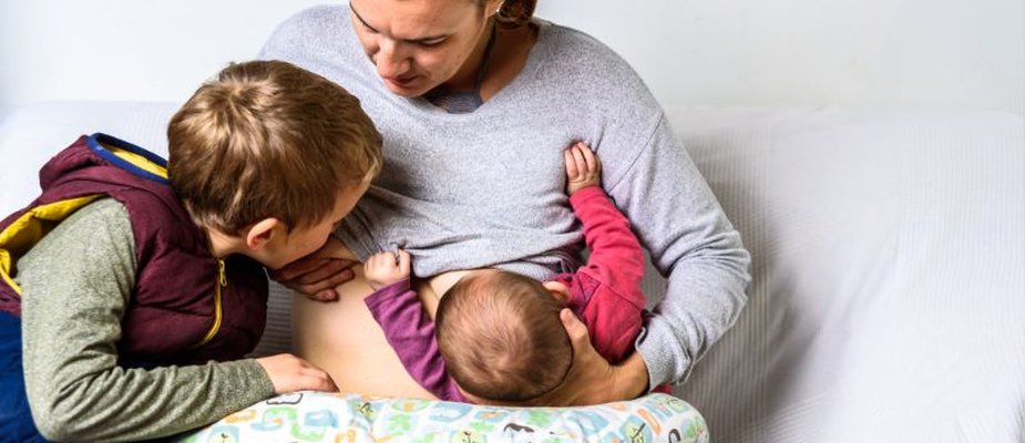 Como Usar Almofada de Amamentação?