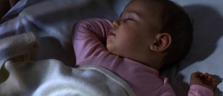 Como fazer para o bebê dormir a noite toda