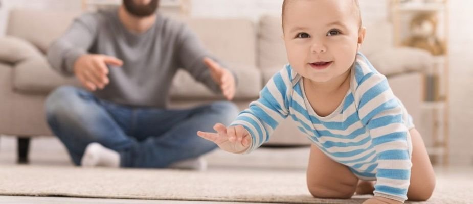 Como Estimular o Bebe a Engatinhar?