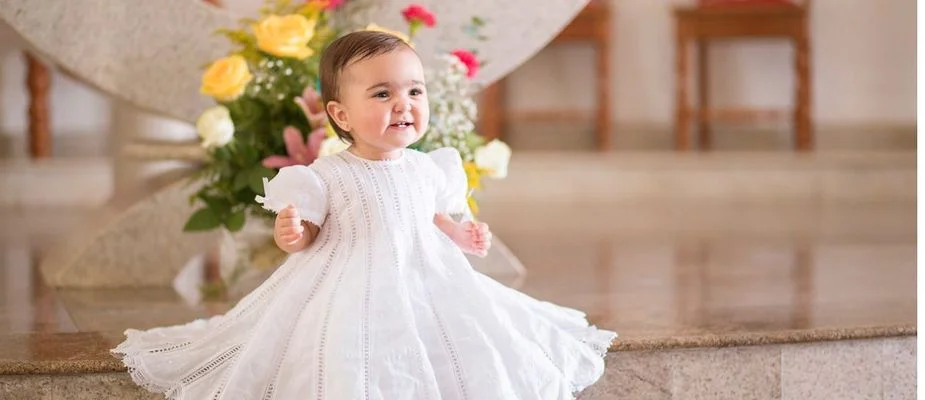 Dicas de roupas de batizado para bebê menina
