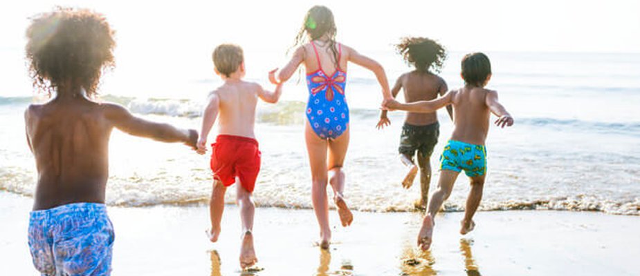 Dicas de roupa infantil para saída à praia Dicas de roupa infantil para saída à praia