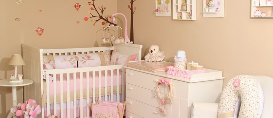 Como organizar quarto de bebê menina