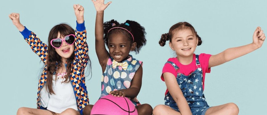 Como combinar cores de roupas para menina