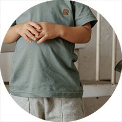 03 conjunto menino polo malha e bermuda moletom bolsos mundi cinza chumbo 2