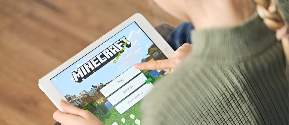 Minecraft em 2026: Por Que Continua Sendo o Jogo Favorito das Crianças (e Como Usar com Segurança)