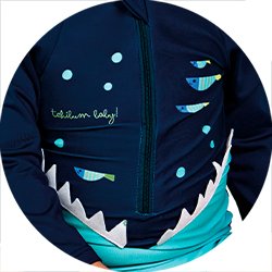 02 macacao menino tubarao dentes protecao uv kamylus azul marinho 2